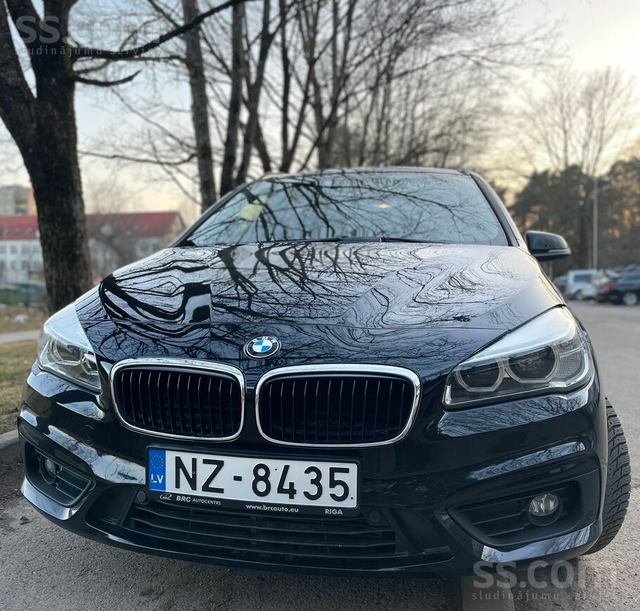 BMW 218