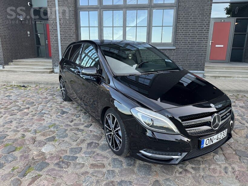 Mercedes B180