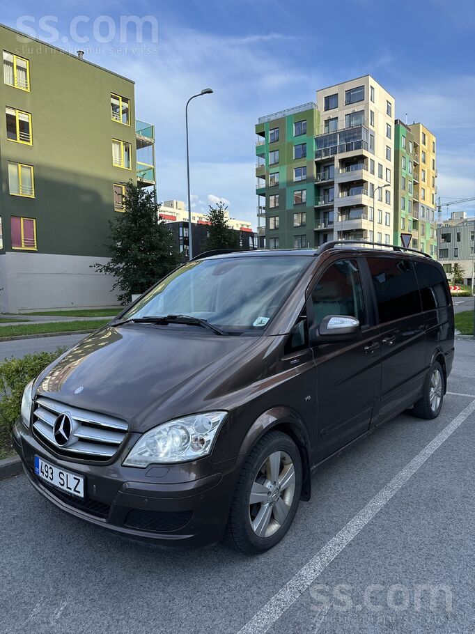 Mercedes Viano