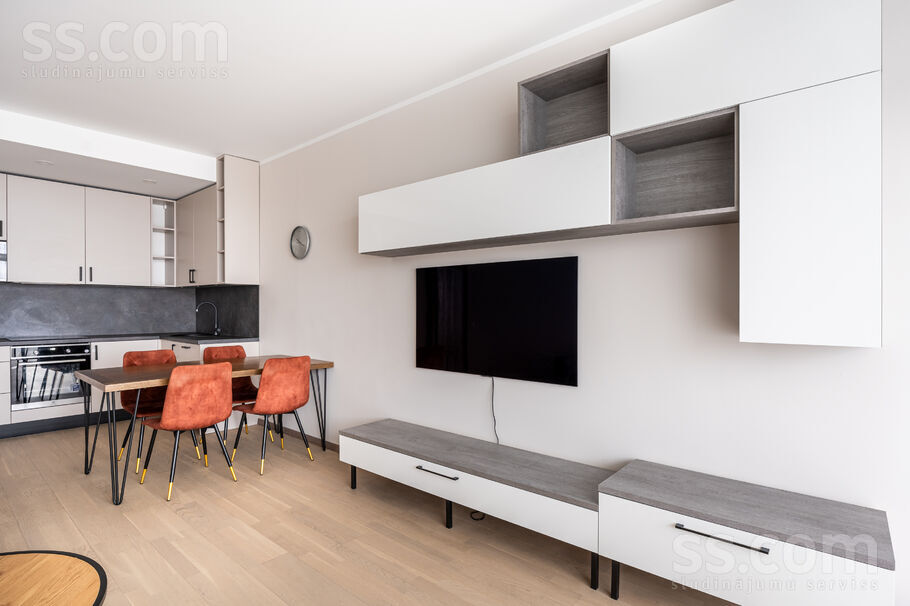 Property thumbnail 6