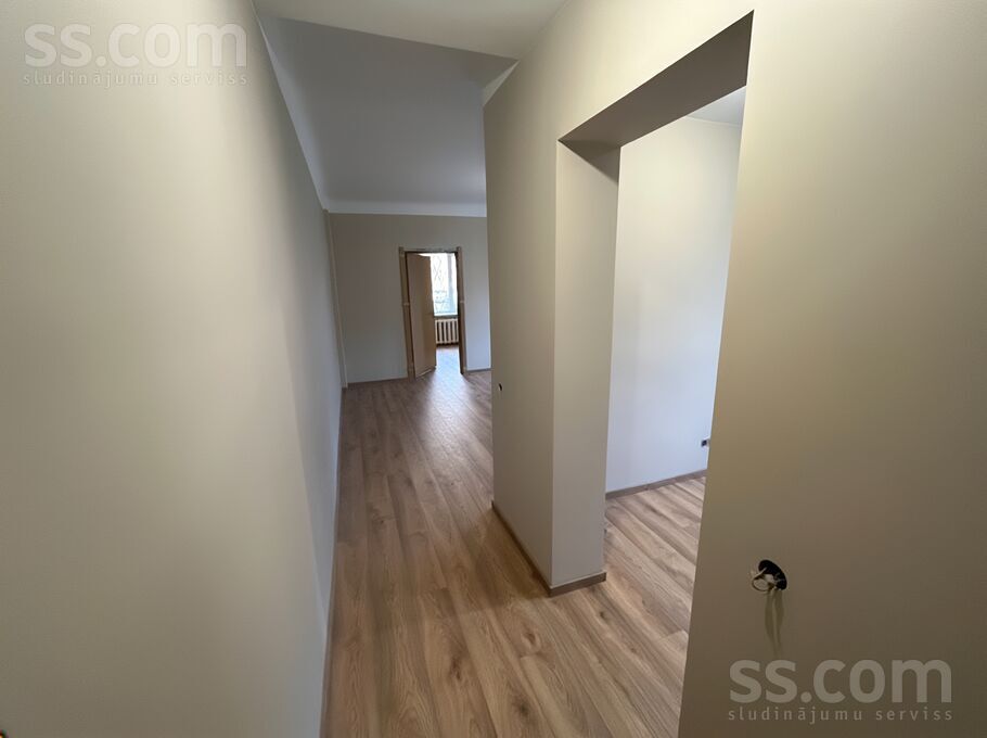 Property thumbnail 3