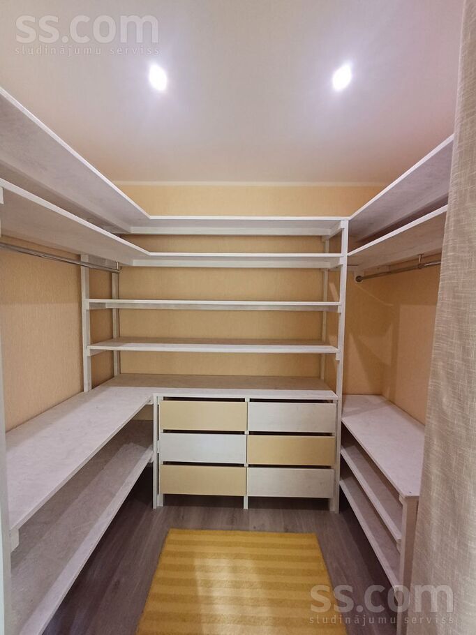 Property thumbnail 10