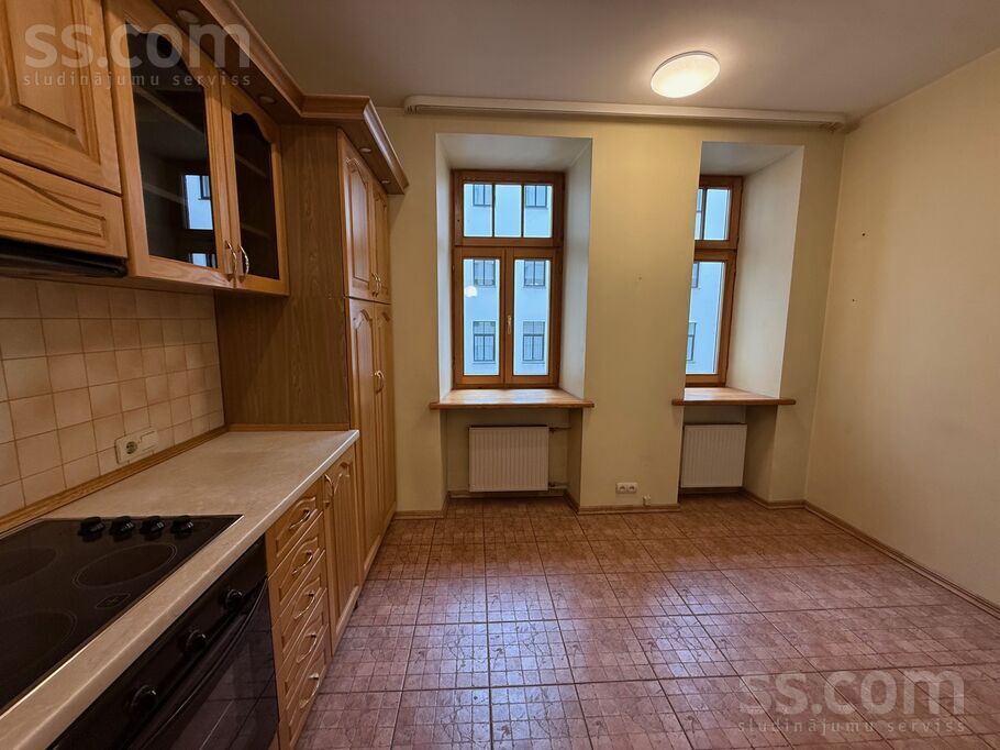 Property thumbnail 8