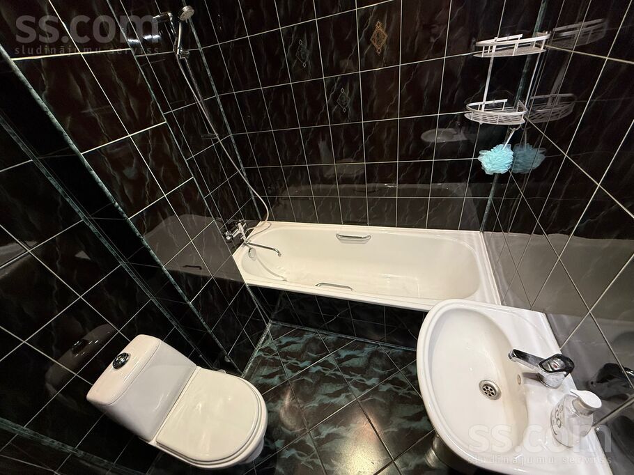 Property thumbnail 11